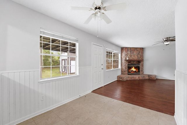 430 Eastwood Drive, New Caney, TX 77357