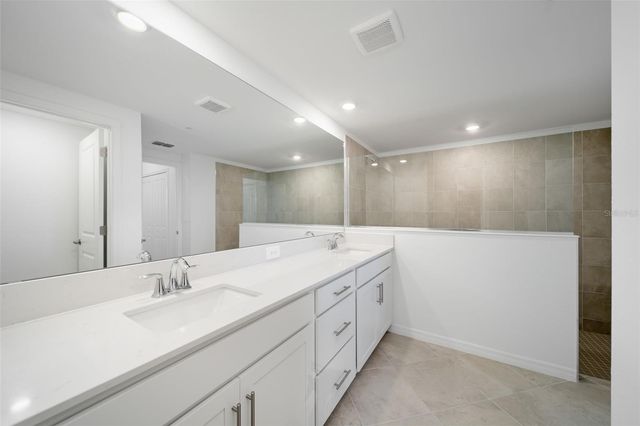 19227 CHERRYSTONE WAY 101, Lakewood Ranch, FL 34211