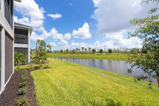19227 CHERRYSTONE WAY 101, Lakewood Ranch, FL 34211