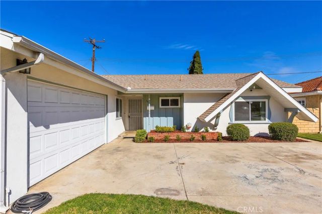 1915 W Saint Gertrude, Santa Ana Heights, CA 92704