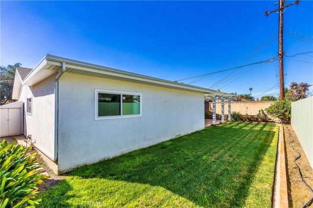 1915 W Saint Gertrude, Santa Ana Heights, CA 92704