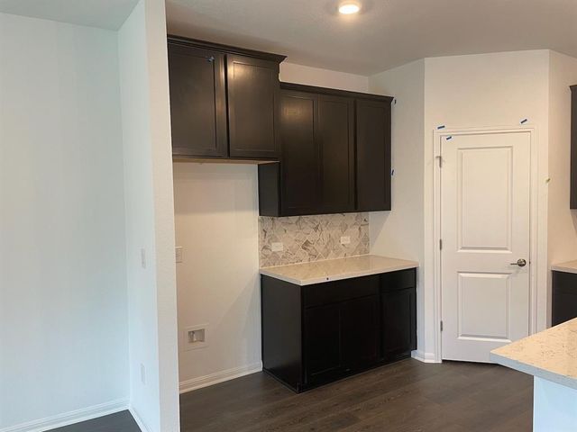 116 Diorite DR, Liberty Hill, TX 78642