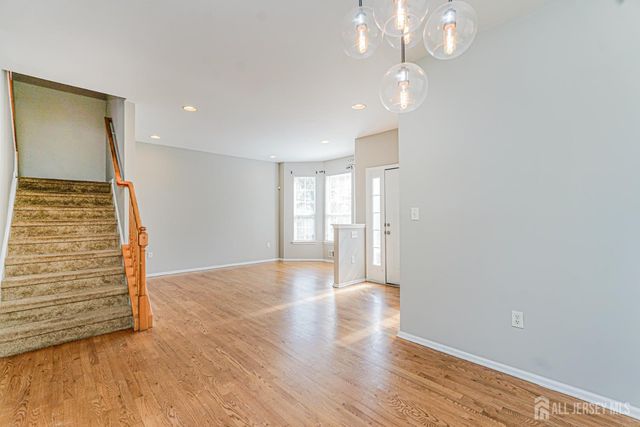 9 Mioduski Court, Parlin, NJ 08859