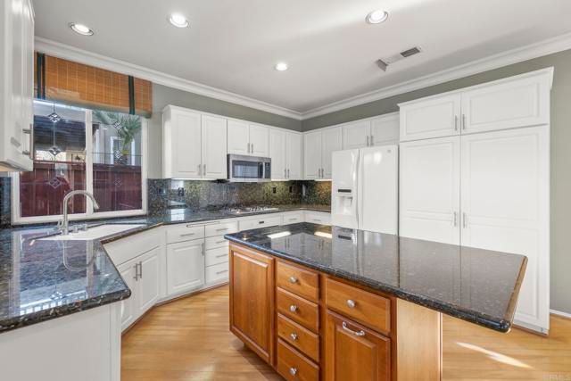 29604 Gracilior Drive, Escondido, CA 92026