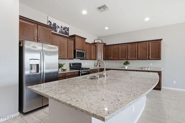 41830 N KAMALA TREE Street, Queen Creek, AZ 85140