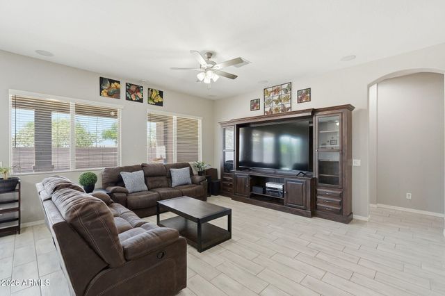 41830 N KAMALA TREE Street, Queen Creek, AZ 85140