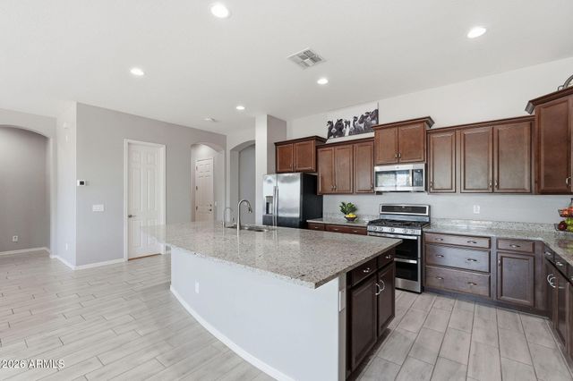 41830 N KAMALA TREE Street, Queen Creek, AZ 85140