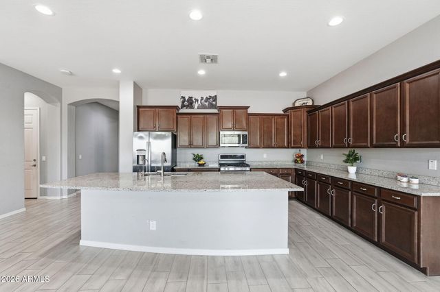 41830 N KAMALA TREE Street, Queen Creek, AZ 85140