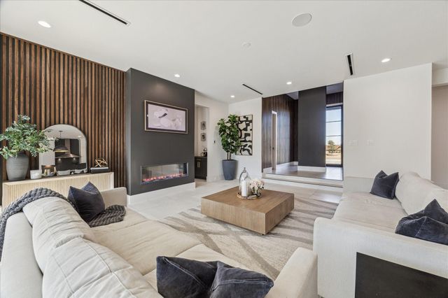 4912 Lost Creek Lane, League City, TX 77573