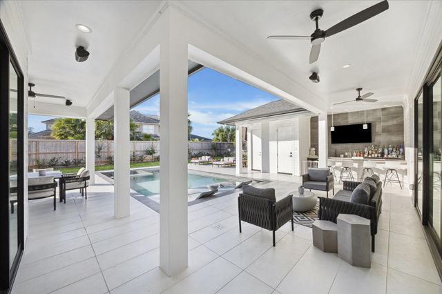 4912 Lost Creek Lane, League City, TX 77573