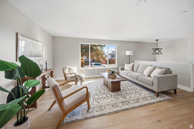 4938 S 3960 W, Taylorsville, UT 84129