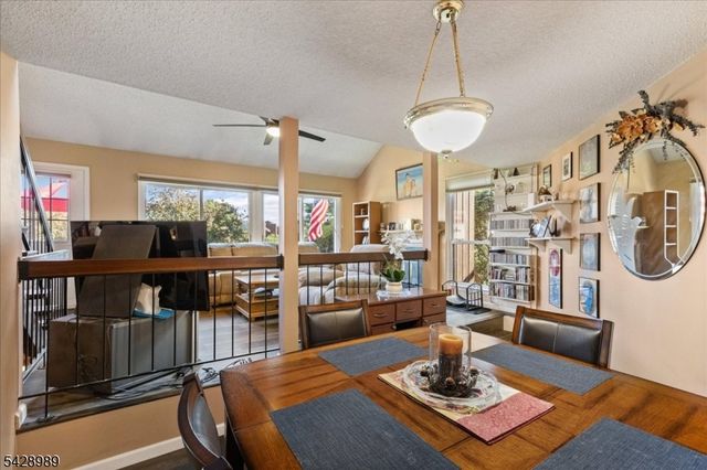 53 Taurus Dr D, Hillsborough Twp., NJ 08844