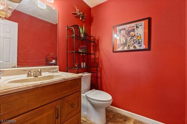 53 Taurus Dr D, Hillsborough Twp., NJ 08844