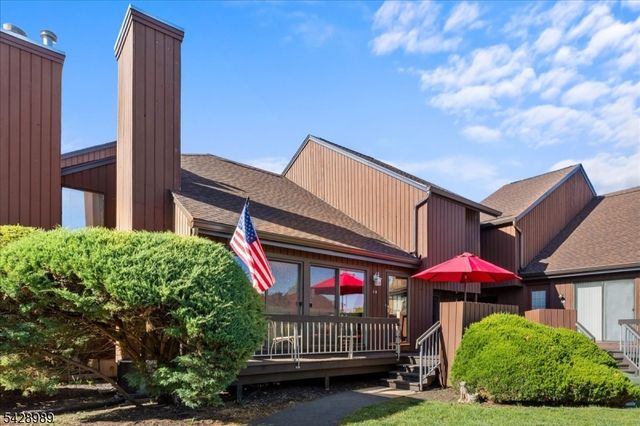 53 Taurus Dr D, Hillsborough Twp., NJ 08844