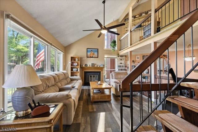 53 Taurus Dr D, Hillsborough Twp., NJ 08844