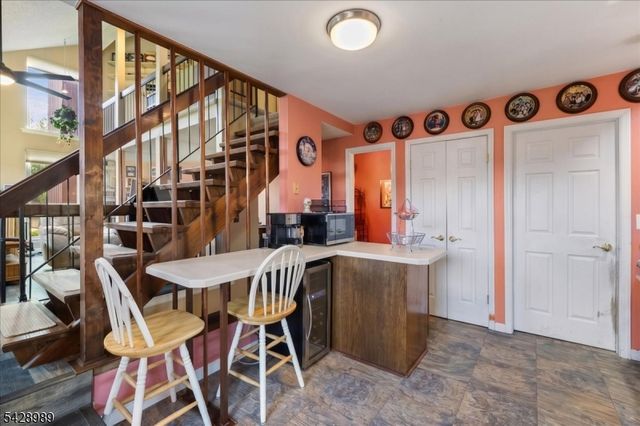 53 Taurus Dr D, Hillsborough Twp., NJ 08844