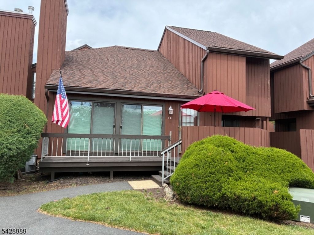 53 Taurus Dr D, Hillsborough Twp., NJ 08844
