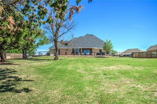 22297 Forester Lane, Edmond, OK 73025