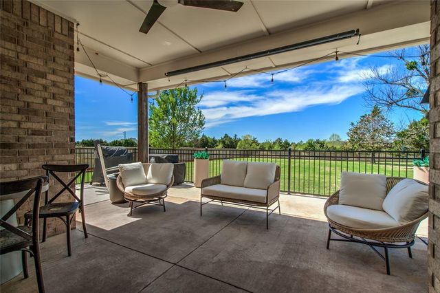 22297 Forester Lane, Edmond, OK 73025