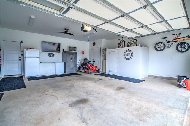 22297 Forester Lane, Edmond, OK 73025