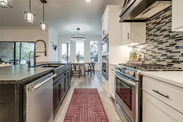 22297 Forester Lane, Edmond, OK 73025