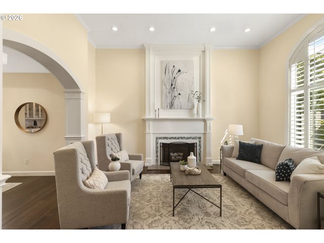 5475 WESTFIELD Ct, Lake Oswego, OR 97035