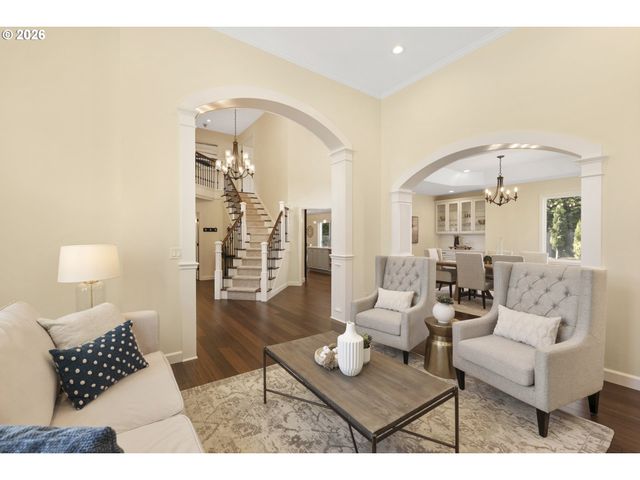 5475 WESTFIELD Ct, Lake Oswego, OR 97035
