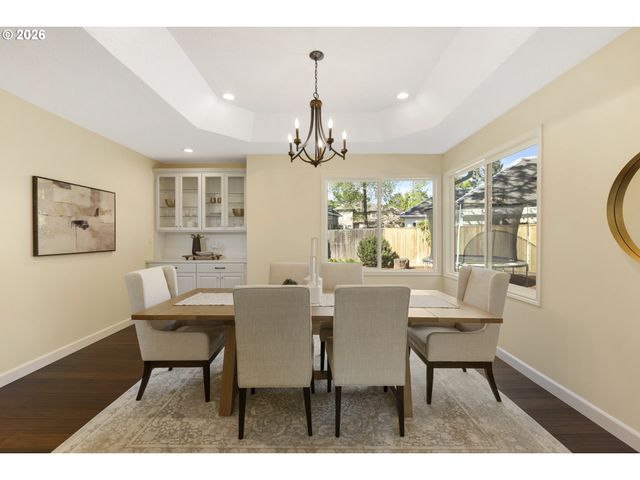 5475 WESTFIELD Ct, Lake Oswego, OR 97035