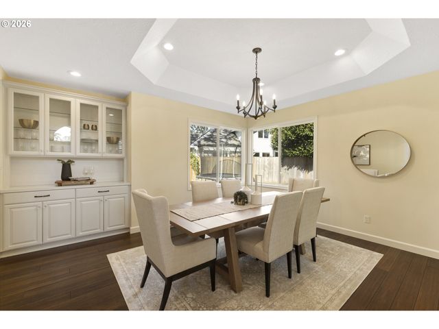 5475 WESTFIELD Ct, Lake Oswego, OR 97035