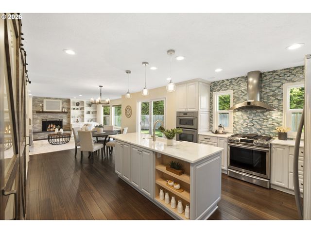 5475 WESTFIELD Ct, Lake Oswego, OR 97035