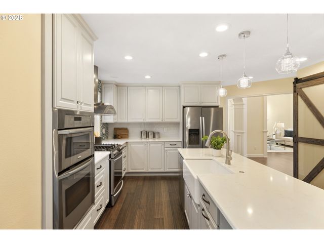 5475 WESTFIELD Ct, Lake Oswego, OR 97035