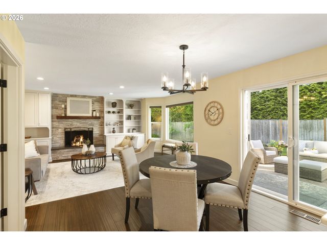 5475 WESTFIELD Ct, Lake Oswego, OR 97035