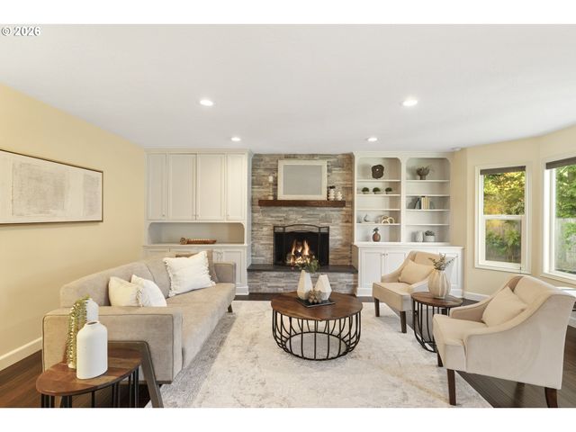 5475 WESTFIELD Ct, Lake Oswego, OR 97035