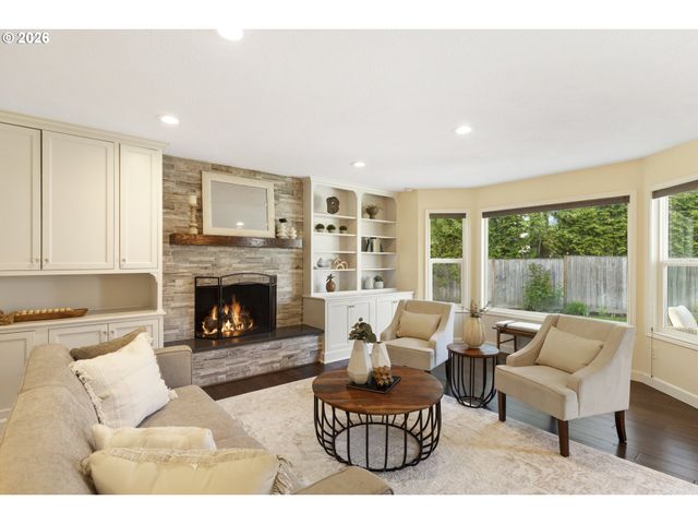 5475 WESTFIELD Ct, Lake Oswego, OR 97035