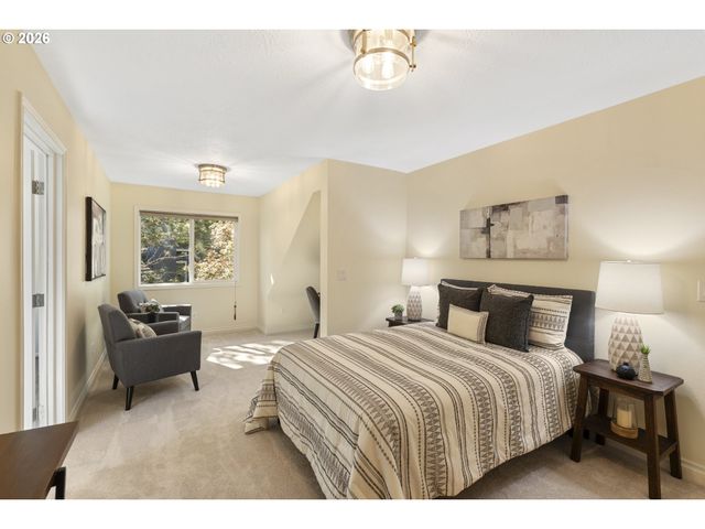 5475 WESTFIELD Ct, Lake Oswego, OR 97035