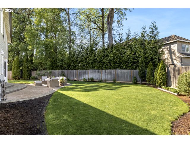 5475 WESTFIELD Ct, Lake Oswego, OR 97035