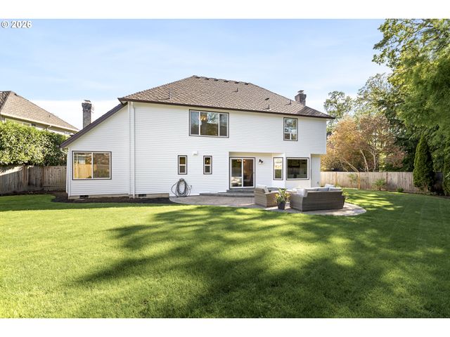 5475 WESTFIELD Ct, Lake Oswego, OR 97035