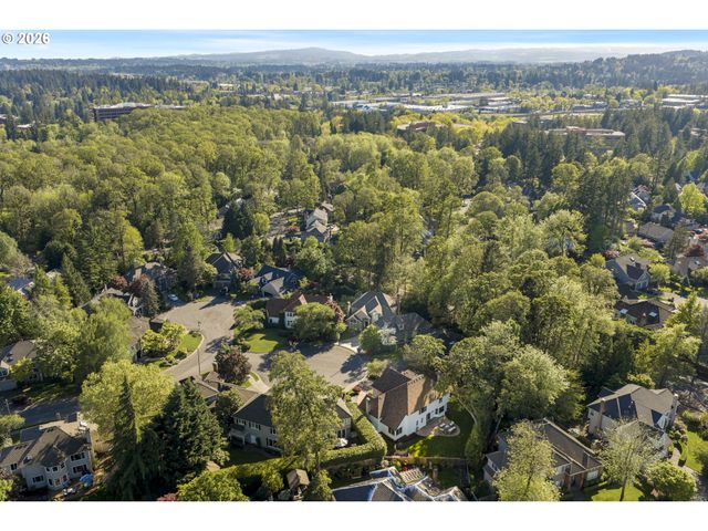 5475 WESTFIELD Ct, Lake Oswego, OR 97035