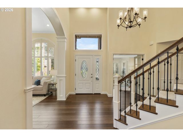5475 WESTFIELD Ct, Lake Oswego, OR 97035