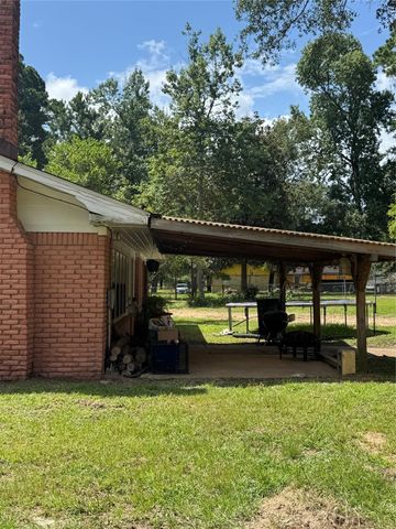 310 S Highway 150, Coldspring, TX 77331