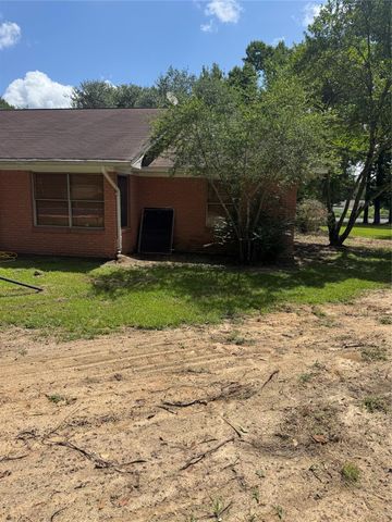 310 S Highway 150, Coldspring, TX 77331