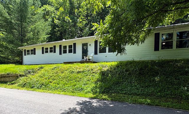 2290 Shryocks Ferry Road, Versailles, KY 40383