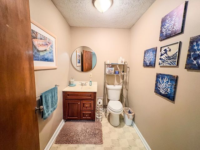 2290 Shryocks Ferry Road, Versailles, KY 40383