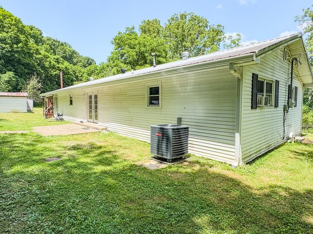 2290 Shryocks Ferry Road, Versailles, KY 40383