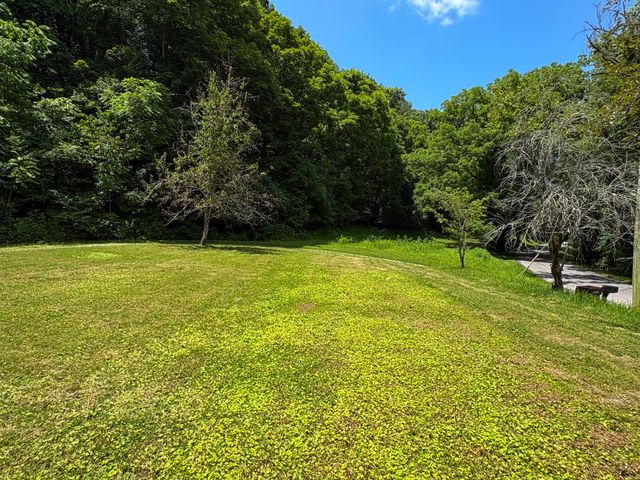 2290 Shryocks Ferry Road, Versailles, KY 40383