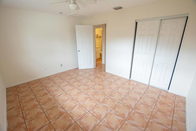 3962 Roan Court W, West Palm Beach, FL 33403