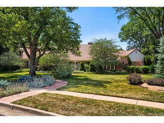 5522 W Lakeridge Rd, Lakewood, CO 80227