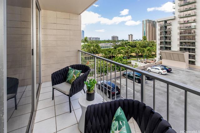 1925 Kalakaua Avenue 903, Honolulu, HI 96815