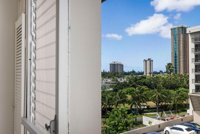1925 Kalakaua Avenue 903, Honolulu, HI 96815