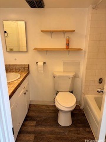 2501 Coyne Street 202, Honolulu, HI 96826